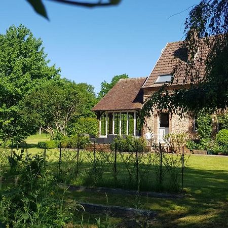 Hotel La Maison D'Amis Du Moulin La Chapelle-Viel Esterno foto